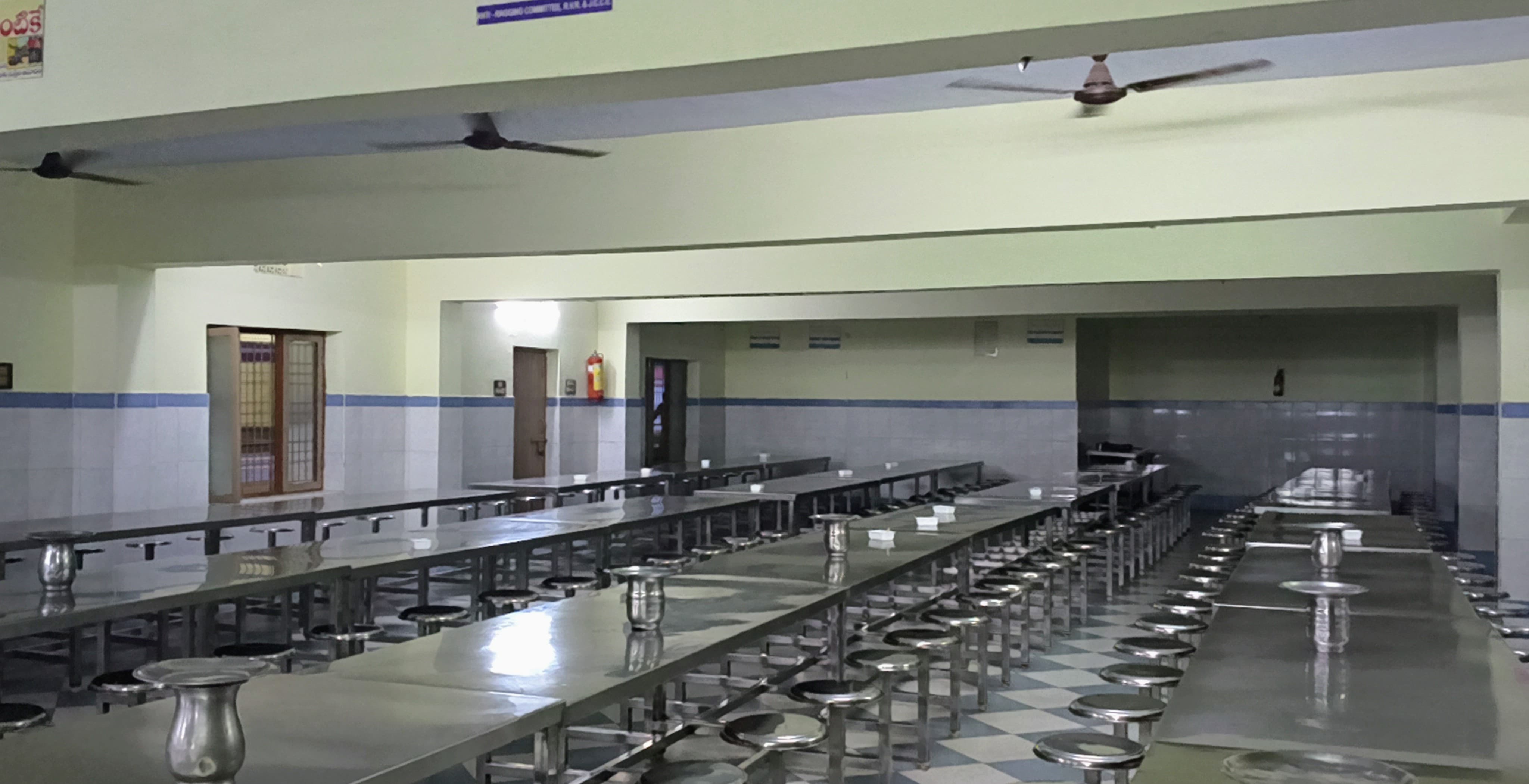 RVR JC hostel photo 2